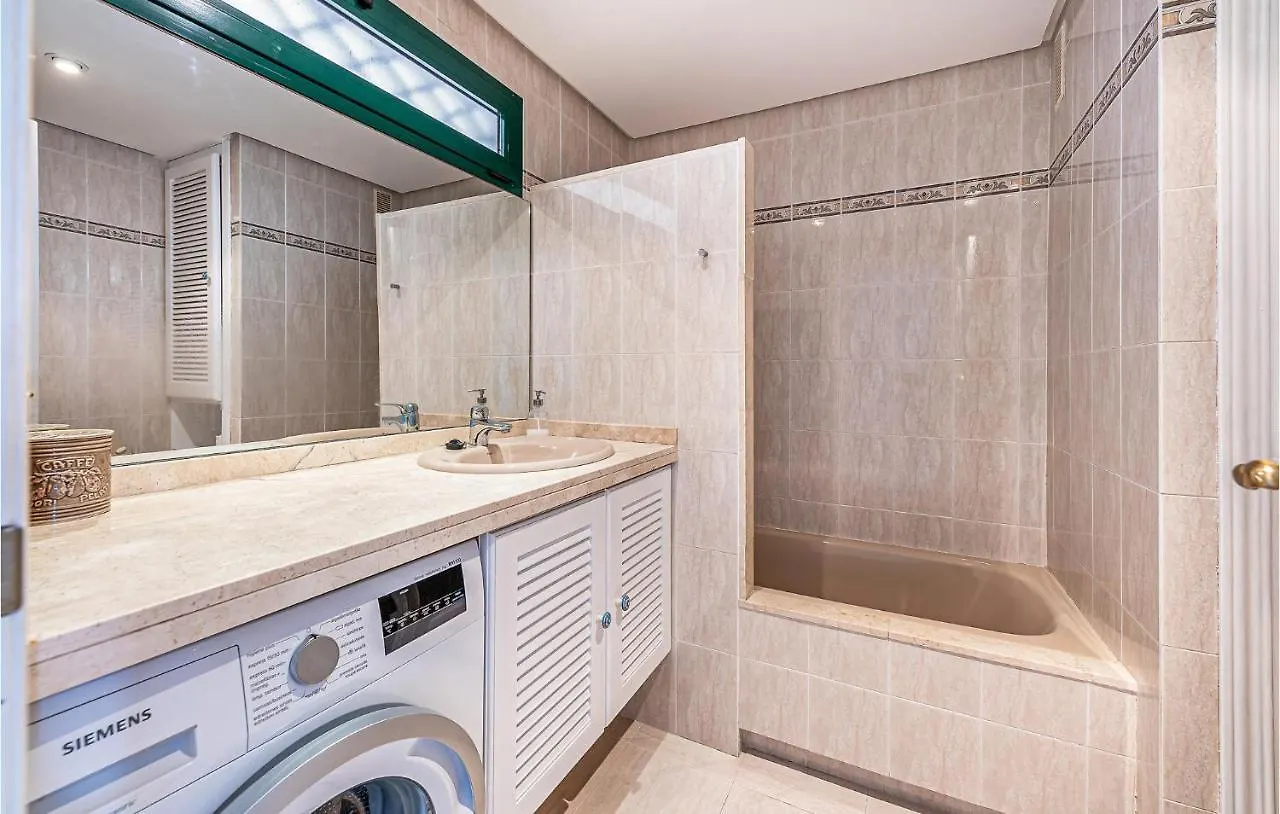 2 Bedroom Stunning Apartment In Benalmádena