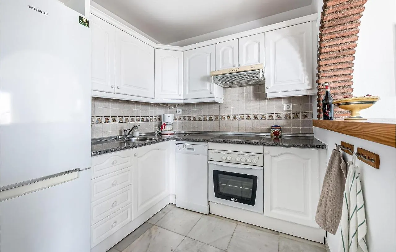 2 Bedroom Stunning Apartment In Benalmádena 0*,