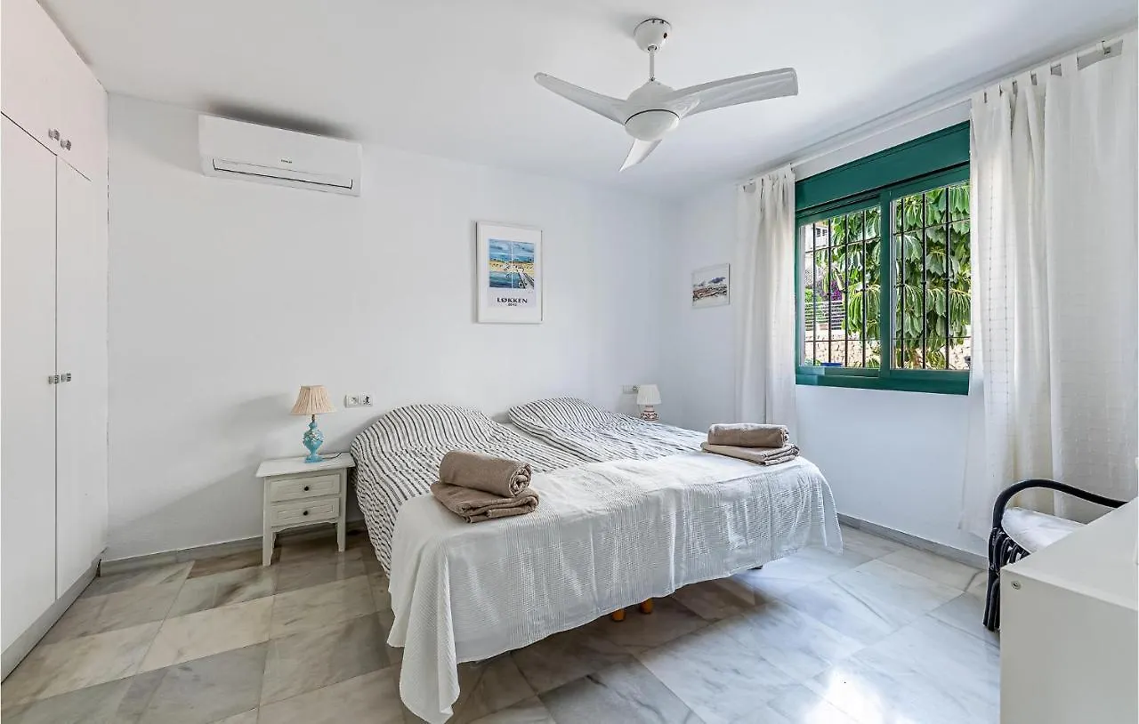 2 Bedroom Stunning Apartment In Benalmádena